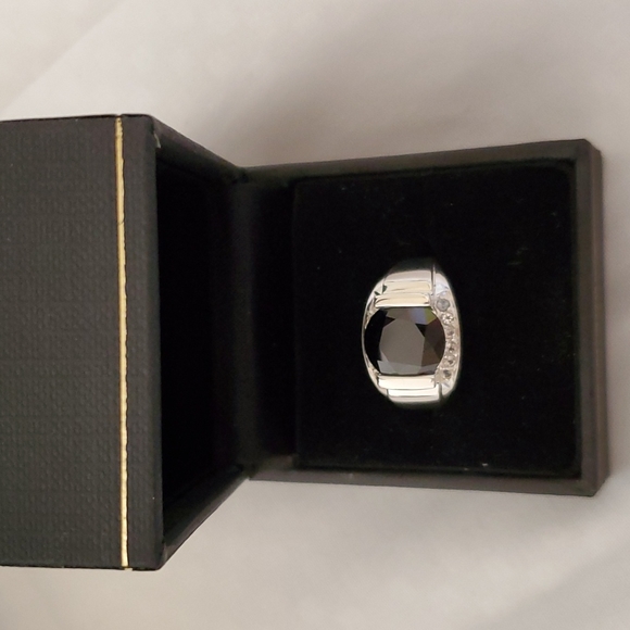Black Spinel Jewelry - NWT Sterling Silver Gorgeous Ring
